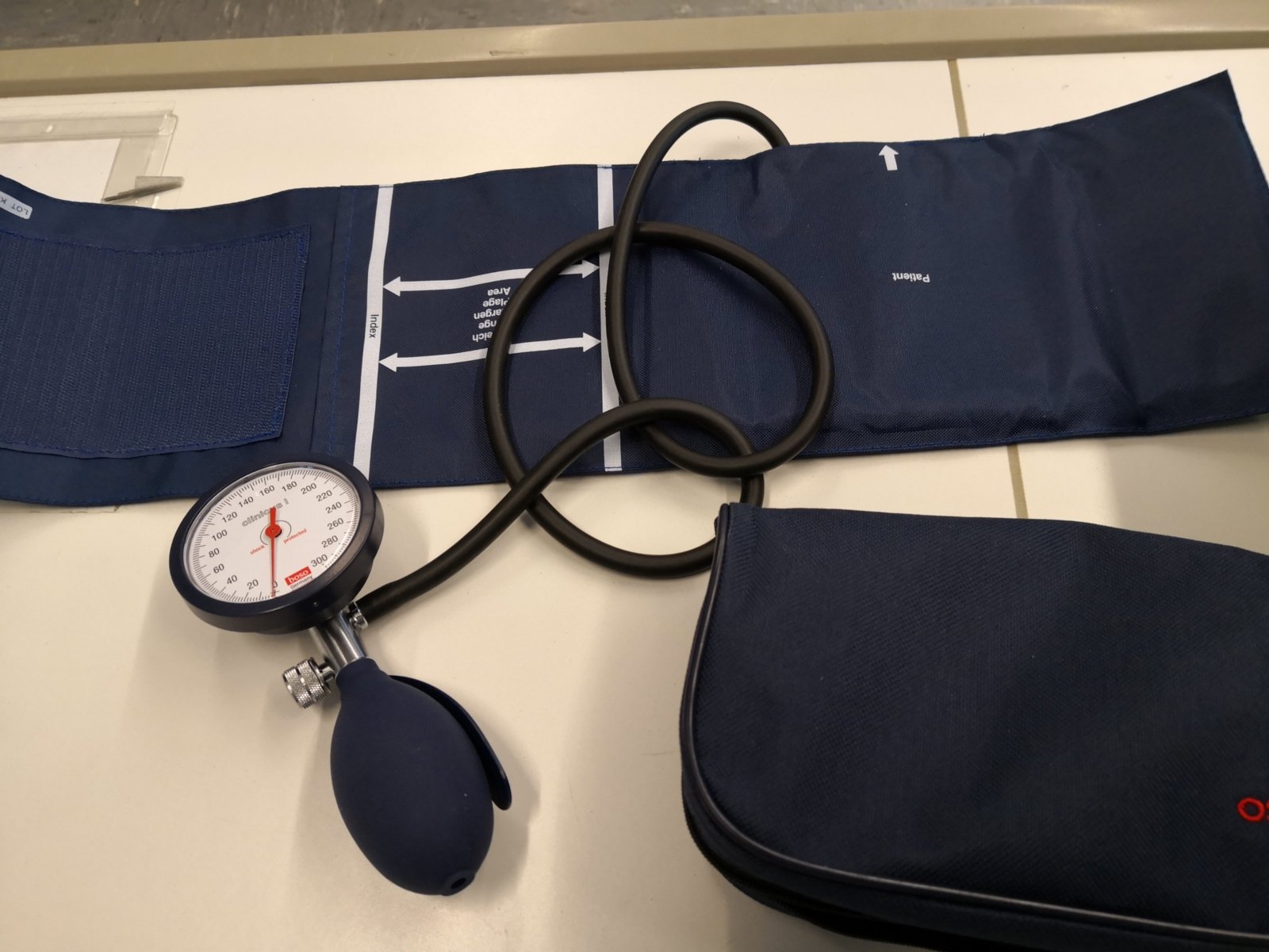 BIO 2019 Blutdruck-Messgerät (c) KFG